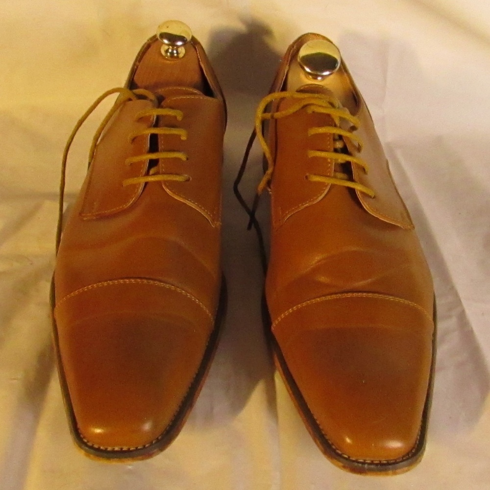 Metro Charm Classic Brown Leather Oxfords